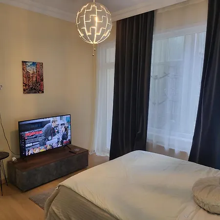 Guzel Daire Istanbul
